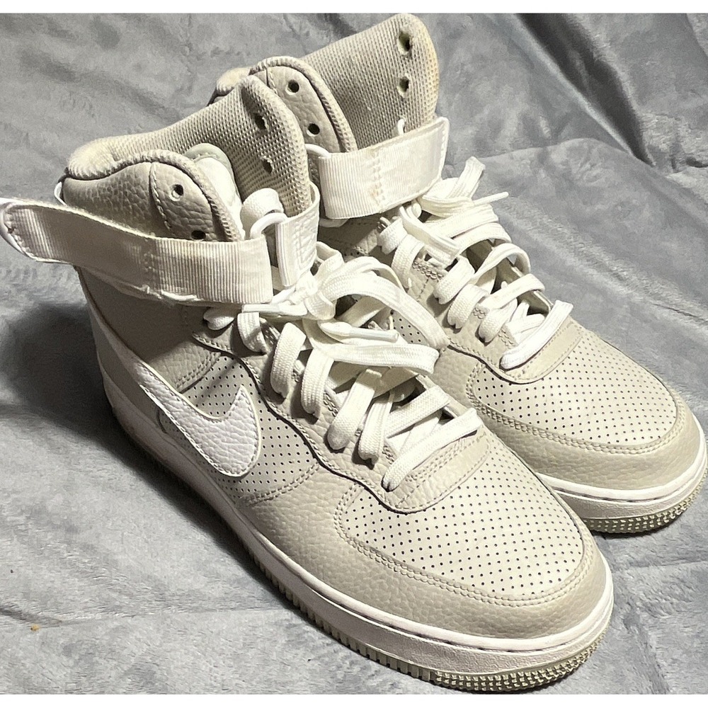 Nike Air Force 1 High Top Leather Sneakers Gray/White Lace-Up Size‎ 7.5